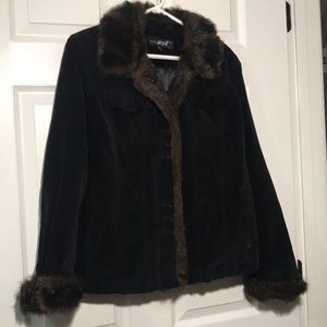 🌻$12🌻 Black Rivet faux suede/fur jacket